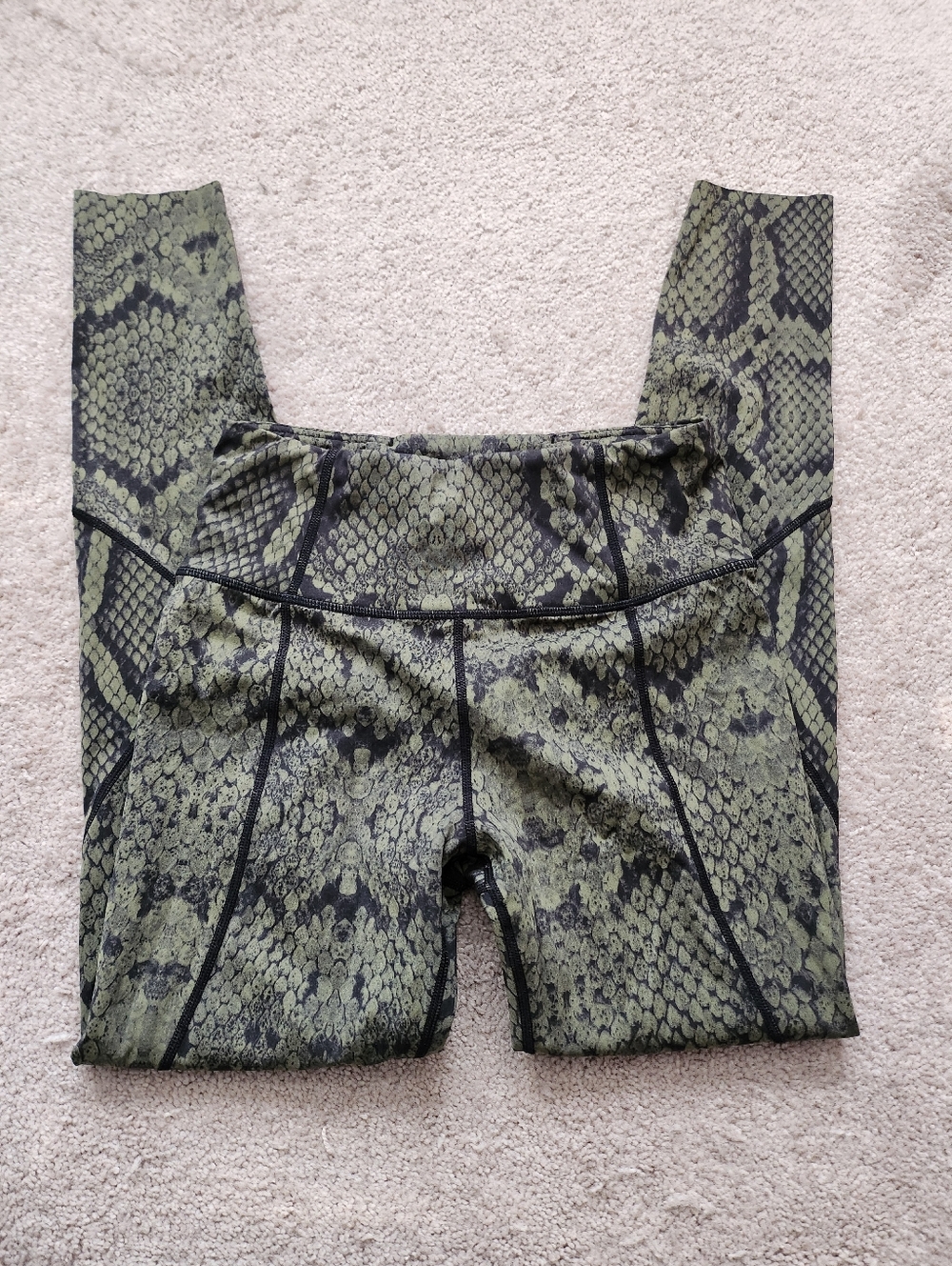 Snakeskin Print Leggings